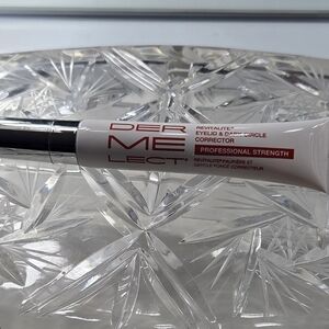 DERMELECT Revitalite Eyelid & Dark Circle Corrector (Professional Strength) 0.5